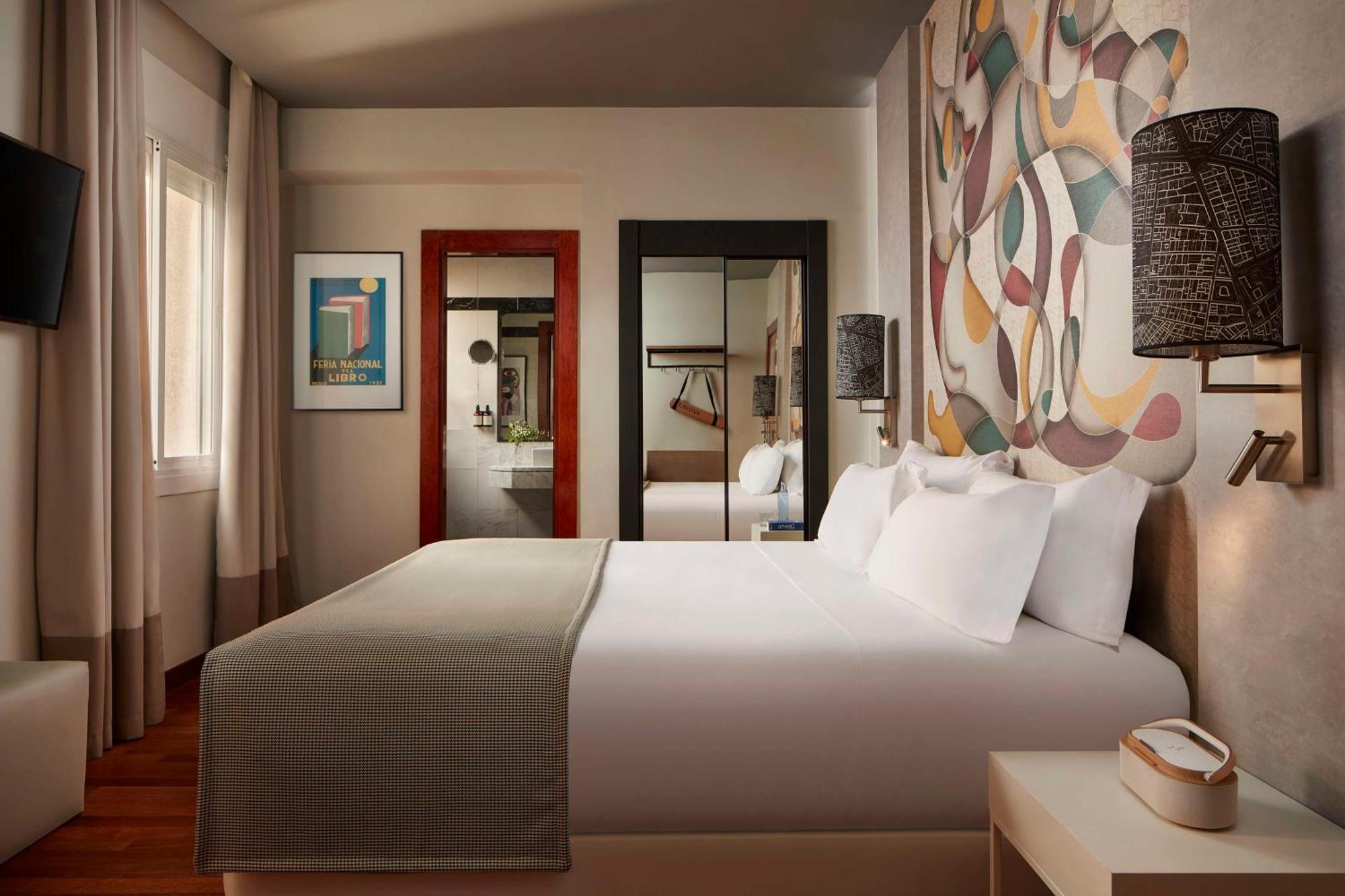 เอ็นเอช มาดริด อลอนโซ มาร์ติเนส Hotel ภายนอก รูปภาพ
